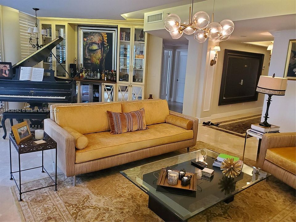 1st image of 2000 Island Blvd APT 306
