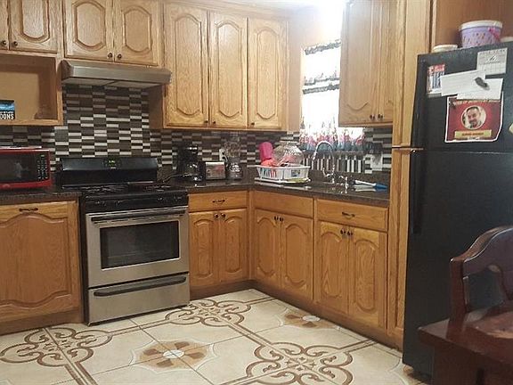 5th image of 605 Curtis Dr