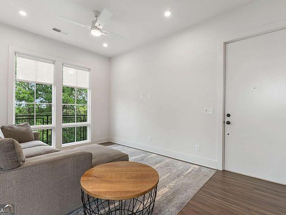5th image of 1290 Longreen Ter NW Unit 2