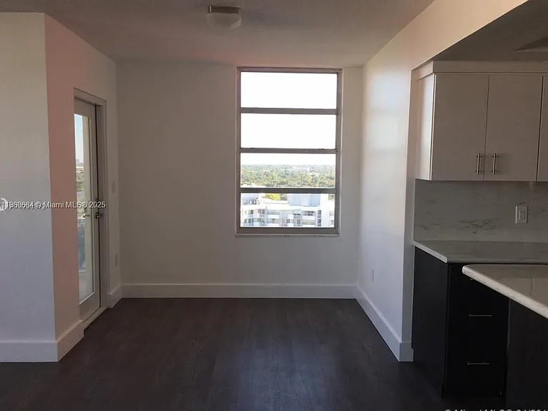 1301 NE Miami Gardens Dr #1625W — Photo 5