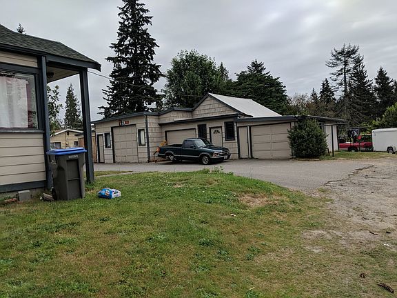 2nd image of 1322 Bertha Ave NW