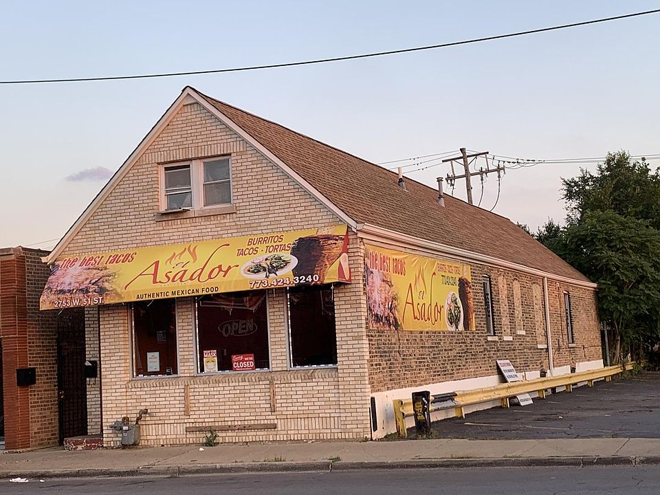 2nd image of 2753 W 51st St