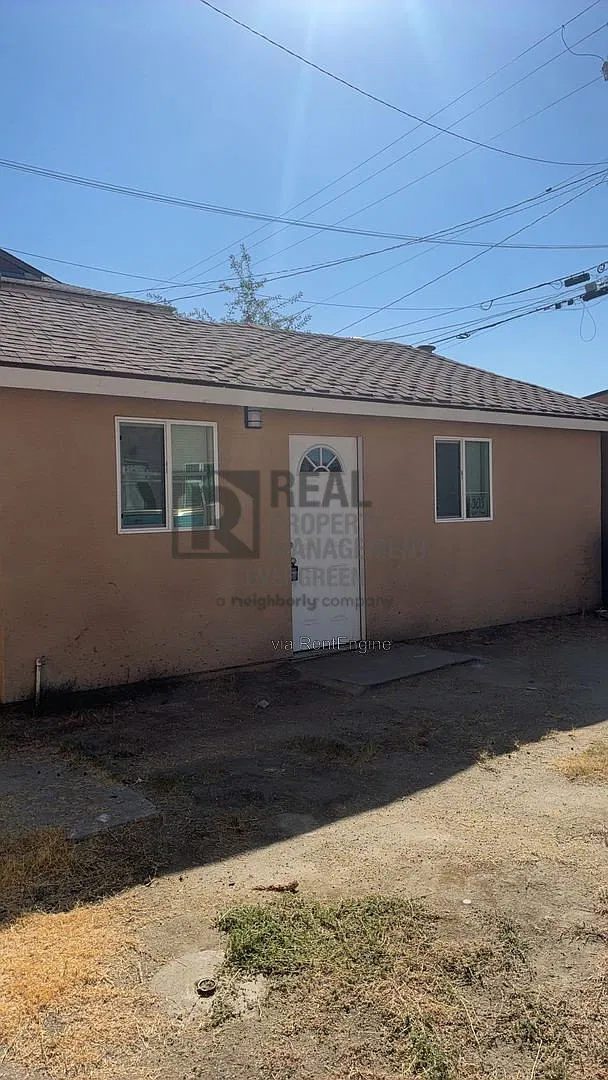 1 bed, 1.0 bath, $850 — Photo 1