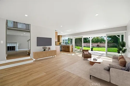 1613 Darcy Ave Photo 1