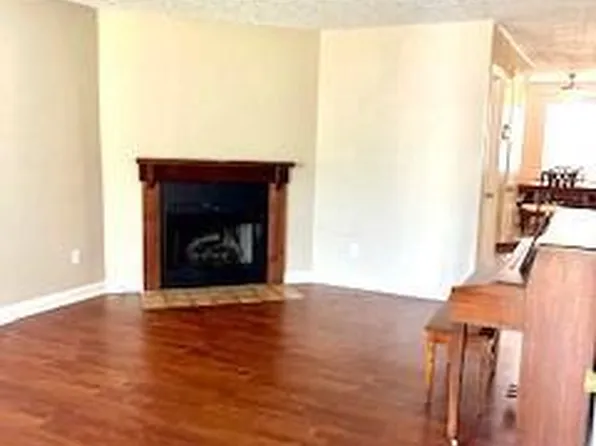 2947 Arrowsmith Dr, Reynoldsburg, OH 43068