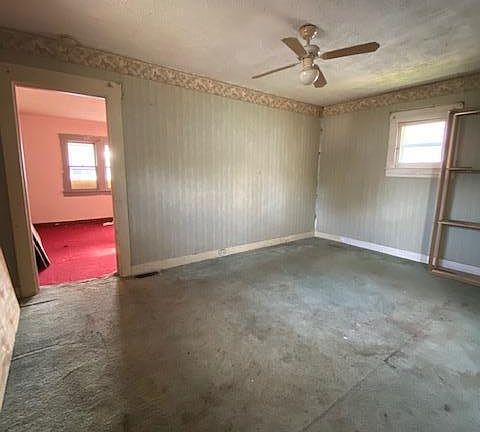5th image of 126 N 28th St