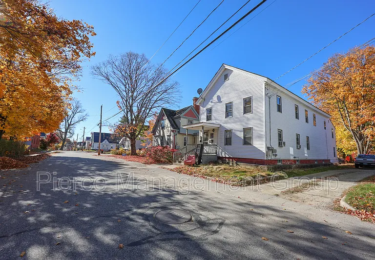 120 Elm St #3 — Photo 1