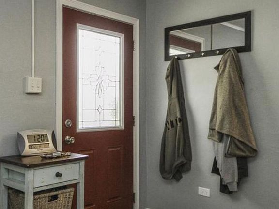 Entry way