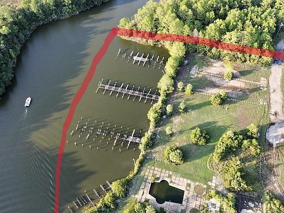 2nd image of 24616 Yacht Club Dr