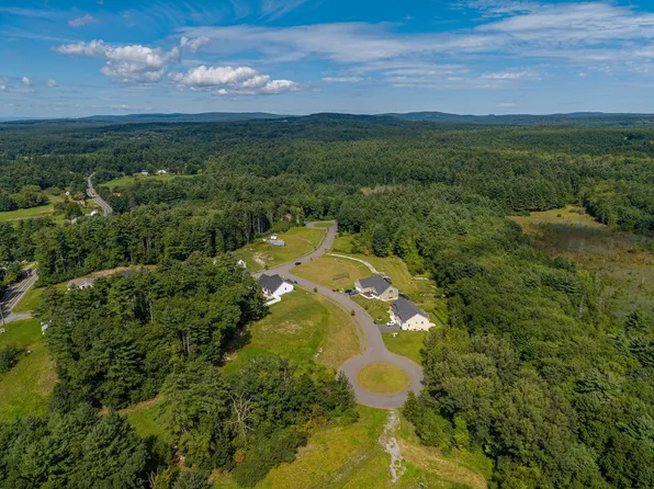 5 Sunny Crest Ln, Belchertown, MA 01007