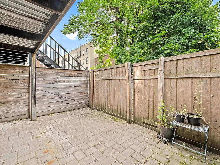 606 Van Buren St #1 — Photo 6