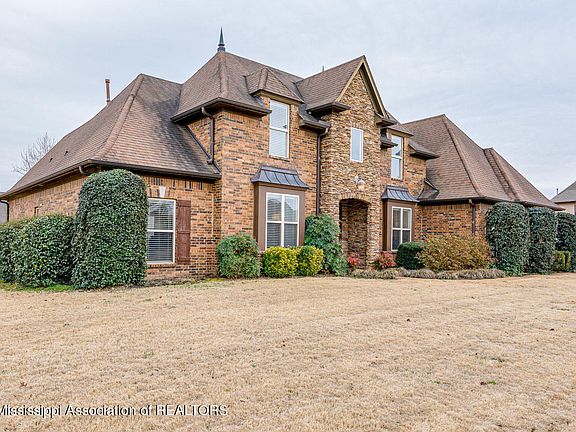 2nd image of 13247 S Three Hawks Dr
