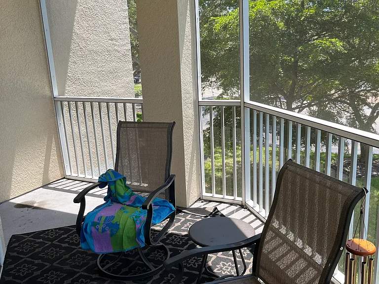 5110 Northridge Rd #208 — Photo 9