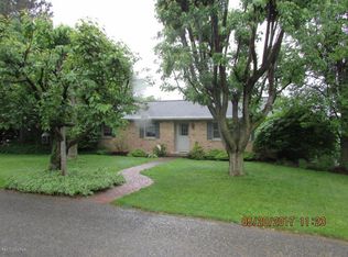 802 Crestview Rd, Mifflinburg, PA 17844