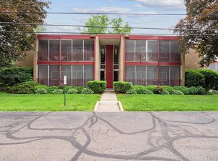 16573 Middlebelt Rd, Livonia, MI 48154