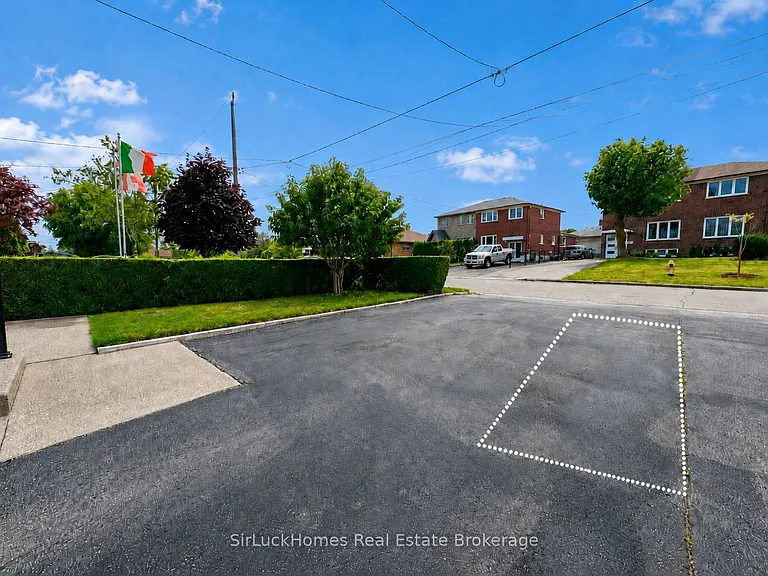 15 Snowood Ct — Photo 24