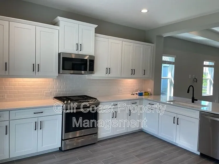 2620 Star Apple Way — Photo 7
