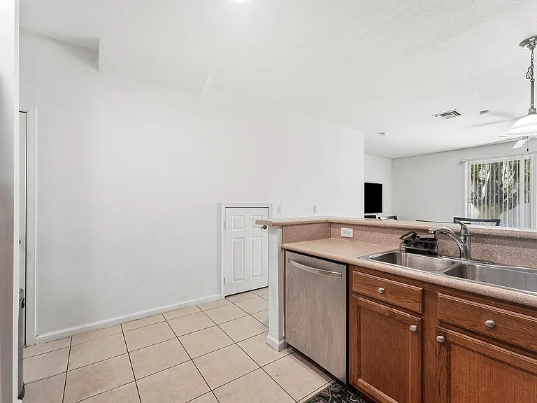 6720 Cypress Walk Ter — Photo 10