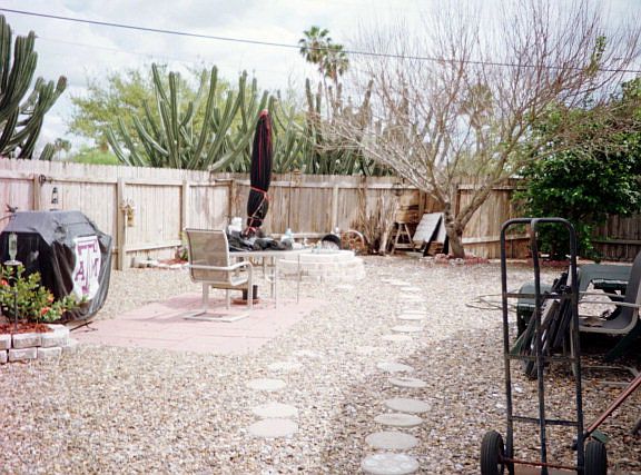 3rd image of 102 Covered Wagon Dr