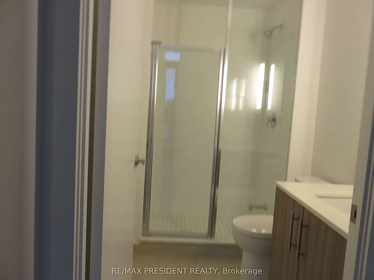 215 Veterans Dr #204 — Photo 15