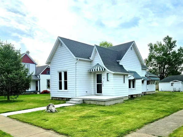 401 E 3rd St, Brookston, IN 47923