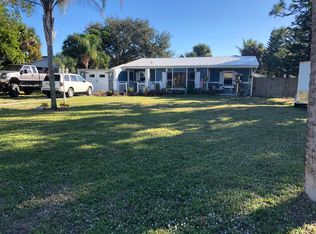 1144 NE Hansen Ter, Jensen Beach, FL 34957