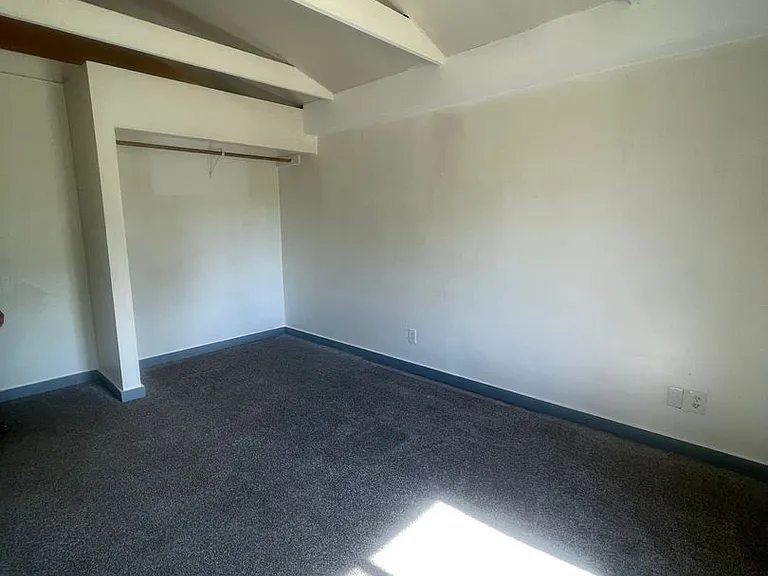 8800 W Bunting St — Photo 7