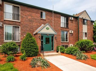 121 English Village Rd APT 103, Manchester, NH 03102