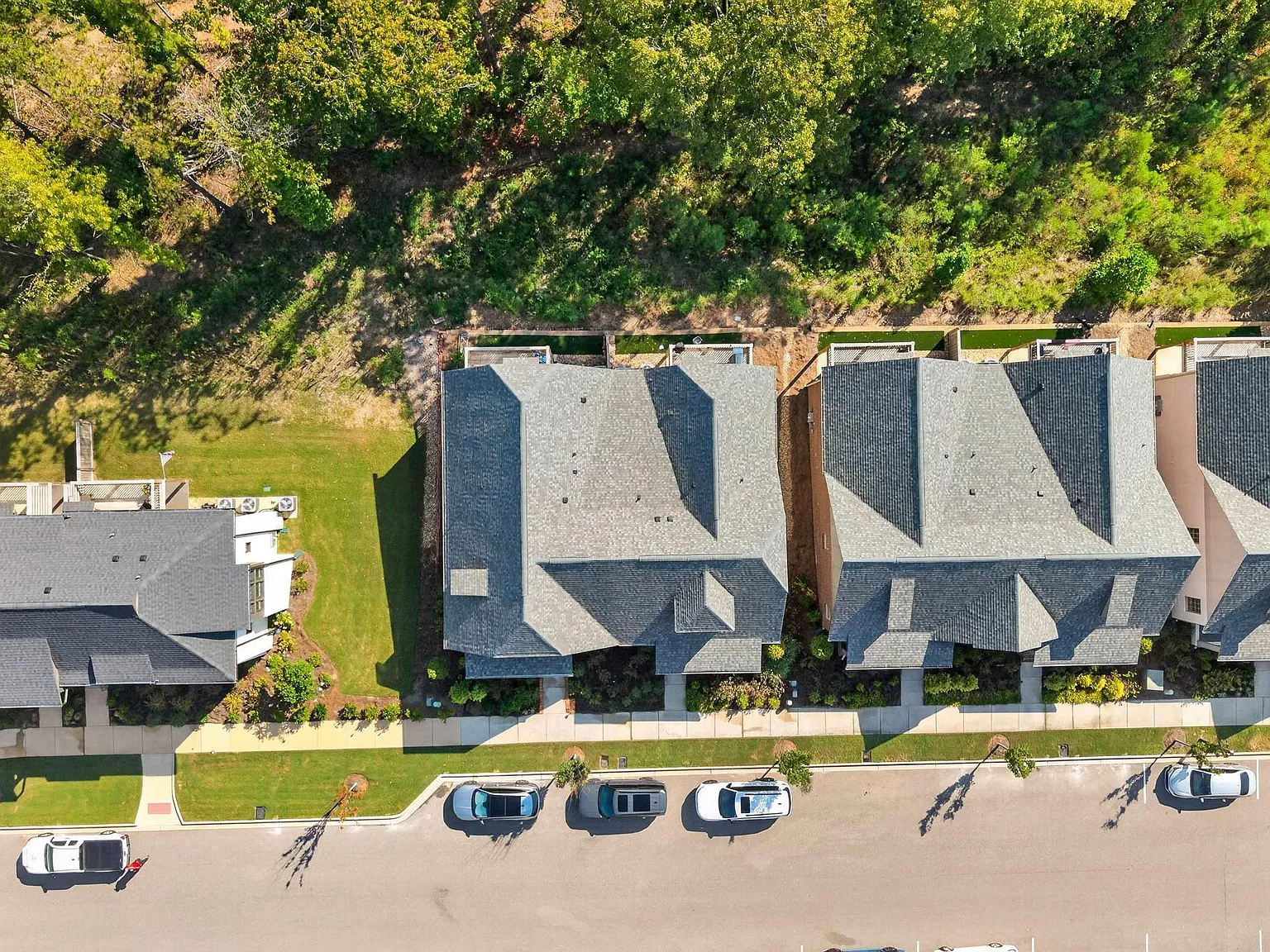 3 bed, 2.5 bath, $2,995 — Photo 4