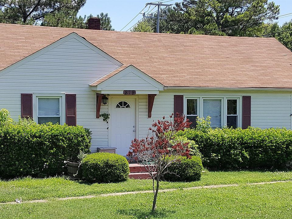 1st image of 879 Richardson St