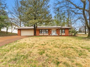 1600 Renoir Ln, Saint Louis, MO