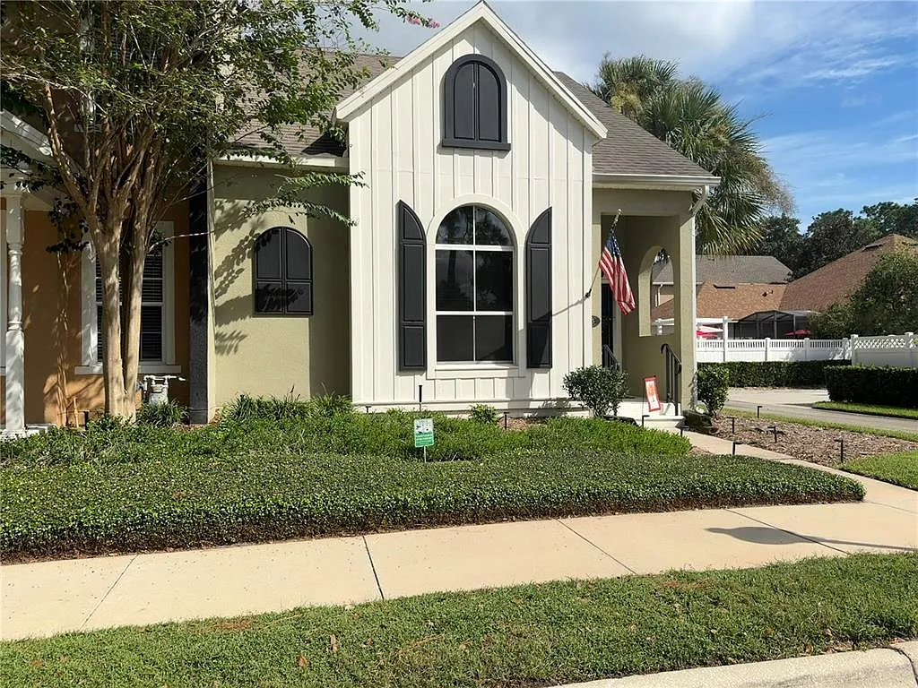3 bed, 3.0 bath, 1675 sqft, $2,300 — Photo 1
