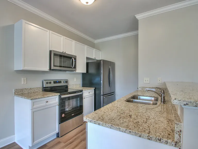 735 Tulip Grove Rd — Photo 6
