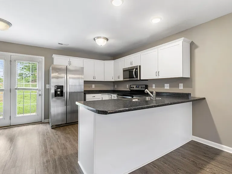 237 Alexander Blvd — Photo 16