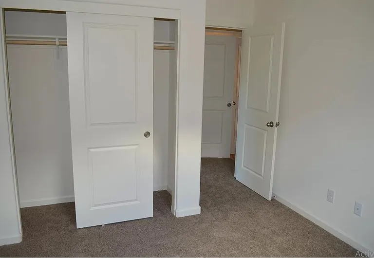260 Shafer Ave — Photo 32