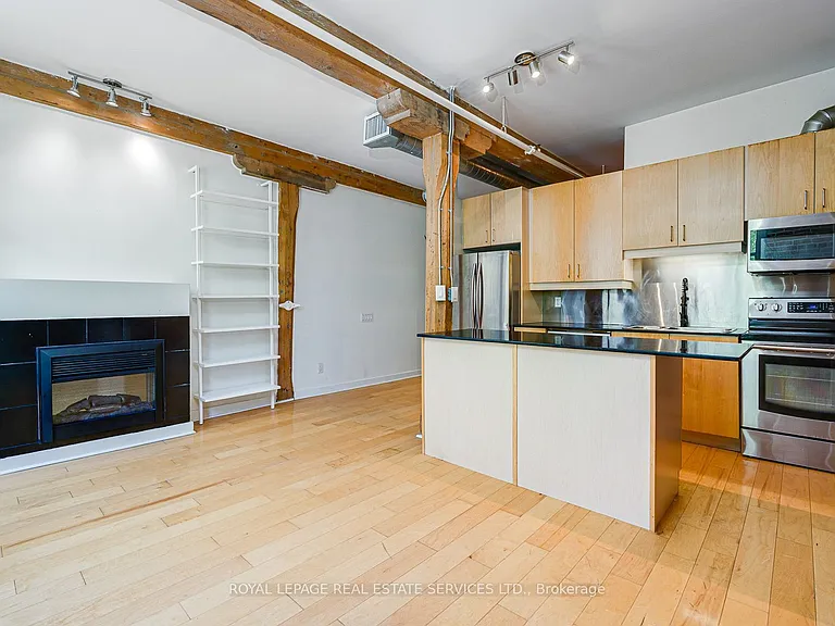 81A Front St E #210 — Photo 4