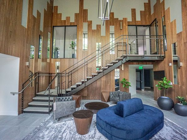 100 Boyd Rd APT 319