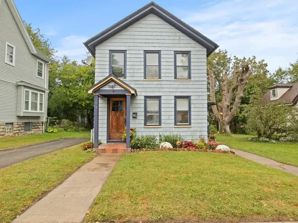 54 Sanford St, Rochester, NY 14620