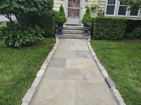 58 Waverly Place, Bridgeport, CT 06610