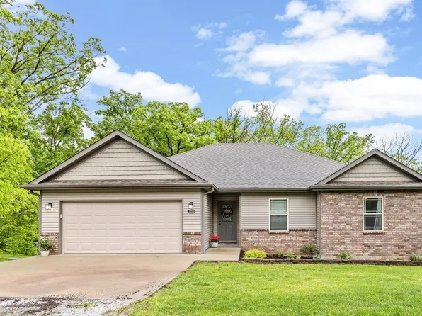 2230 Needle Ct, Columbia, MO 65202