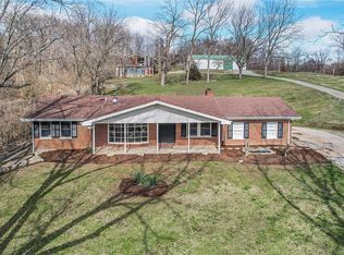 4225 Charbonier Rd, Florissant, MO 63031
