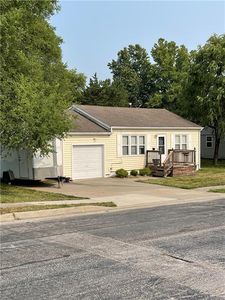 106 S Washington Ave, Knob Noster, MO, 65336