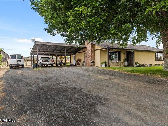 3rd image of 142 Longmire Ln
