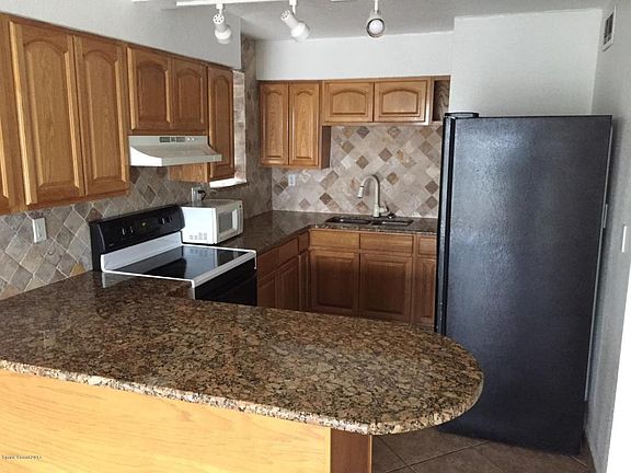 2nd image of 3502 Ocean Beach Blvd #C