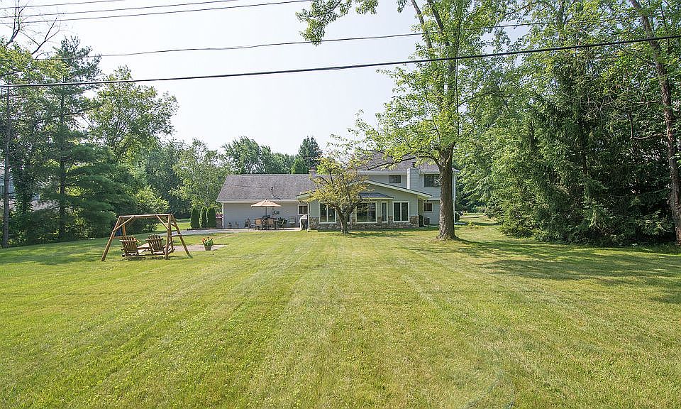 1st image of 3607 Shallow Brook Dr