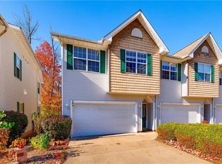 41 Elm Creek Way, Aurora, OH