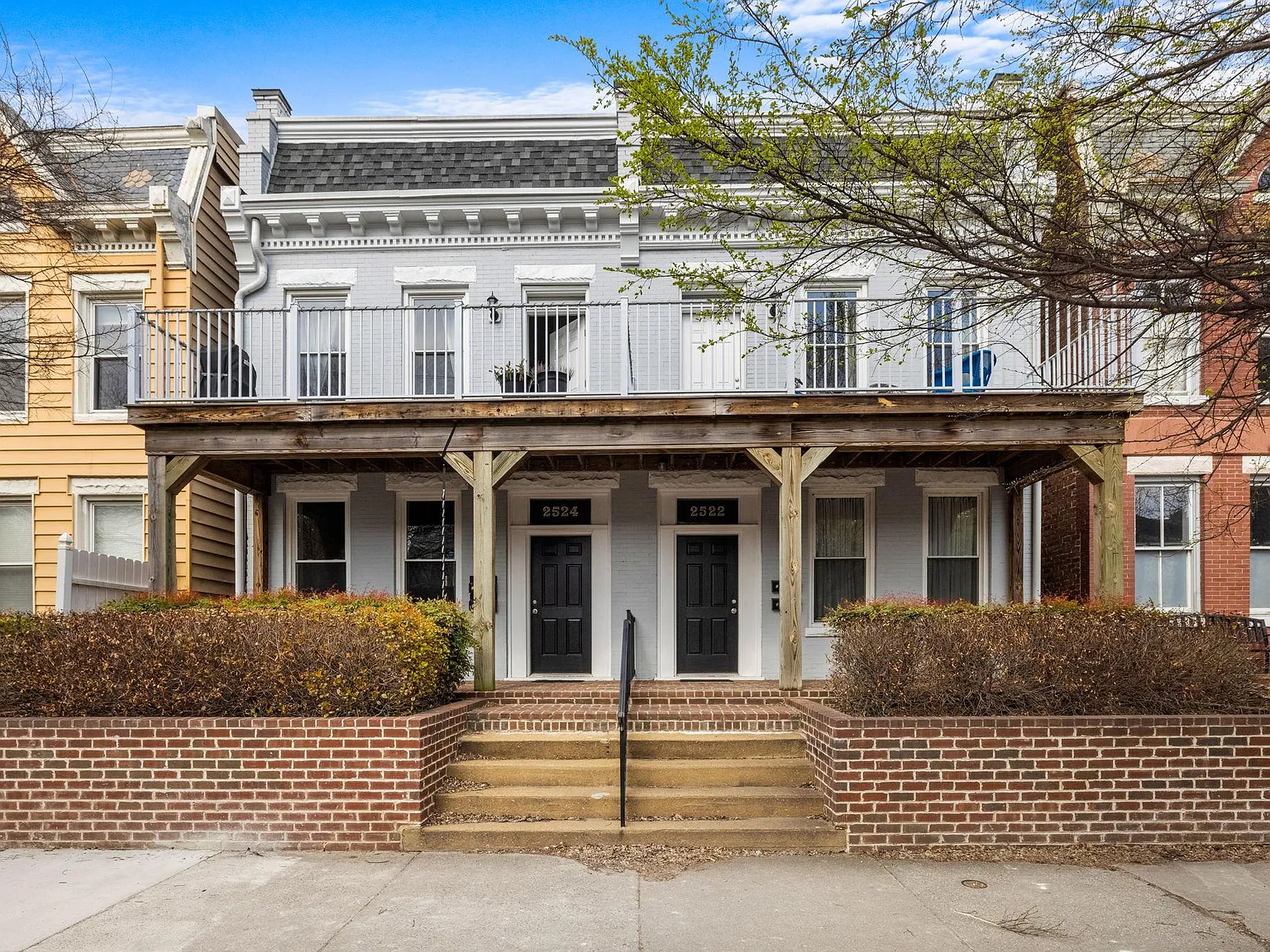 2524 W Main St — Photo 1