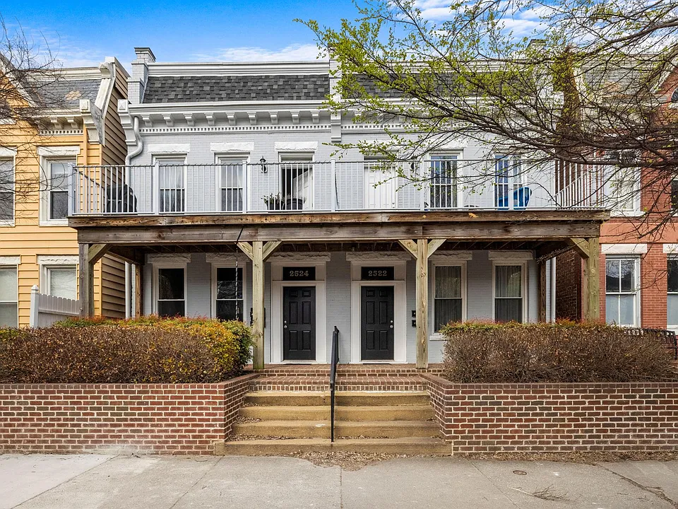 2524 W Main St #1
