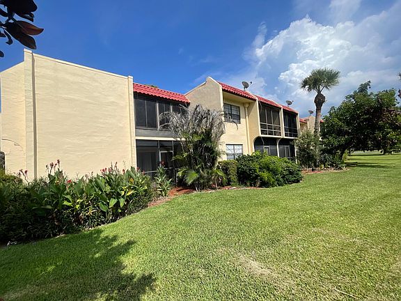4th image of 2050 Oleander Boulevard #4-206