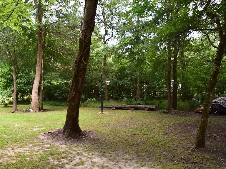 478 Center Dr — Photo 17